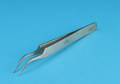 AR1618 — Tweezers, Curved Point