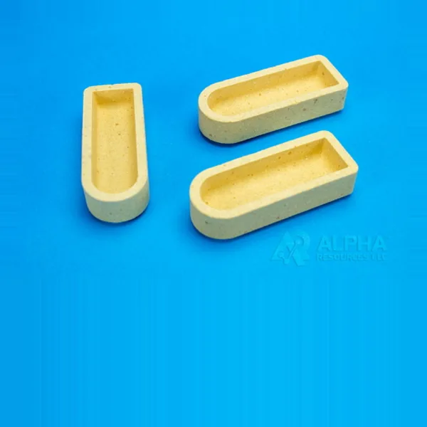 AR8203-250 — Ceramic Boat