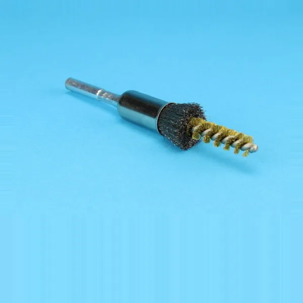 AR938 — Composite Brush